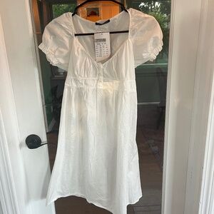 Brandy Melville Puff Sleeve dress